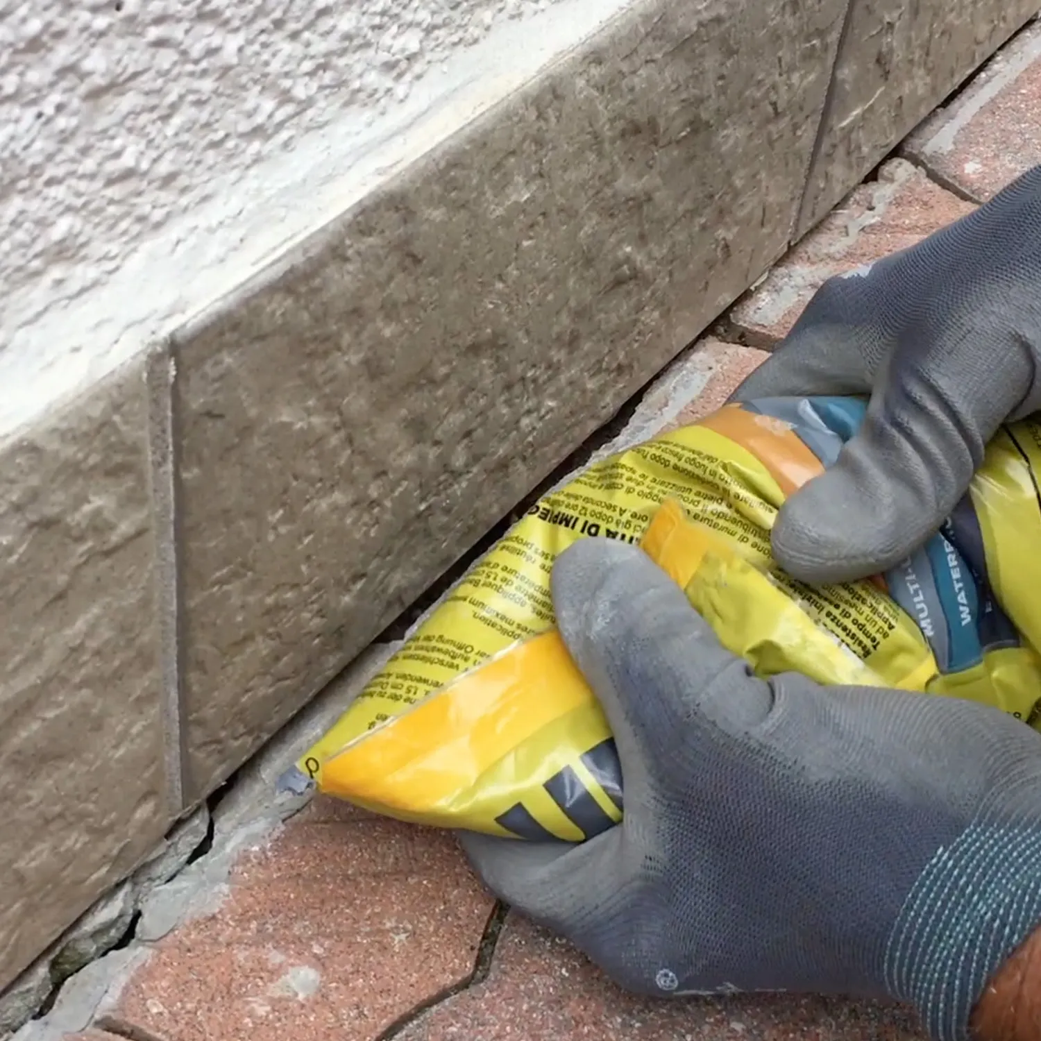 Bauer PolyCem cemento pronto uso grigio 2 kg impermeabile